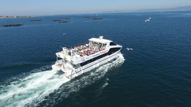 Galiza, Cruzeiro Noturno Jantar Mariscada e Festa da Queimada a bordo - 1 dia